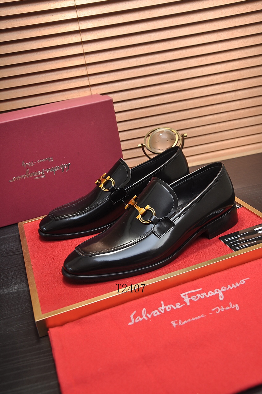 Ferragamo sz38-44 194